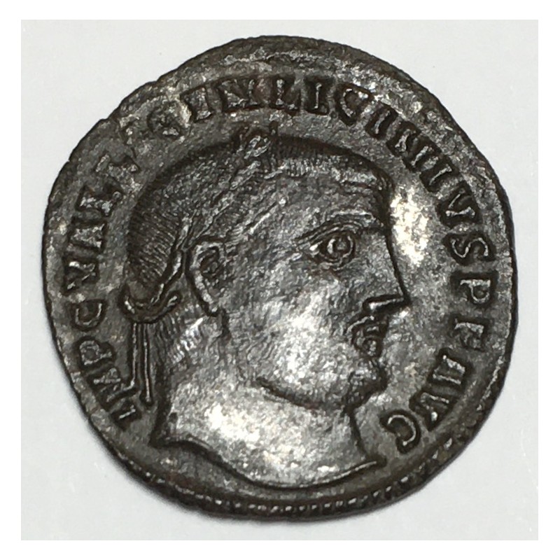 FOLLIS LICINIO