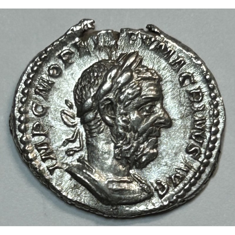 DENARIO MACRINO