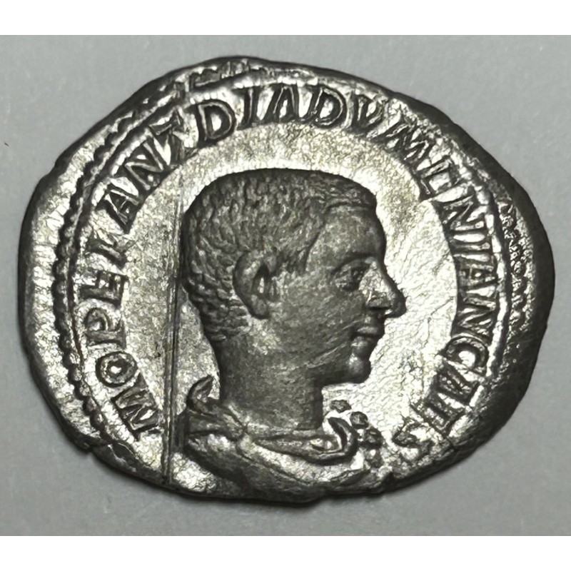 DENARIO DIADUMENIANO