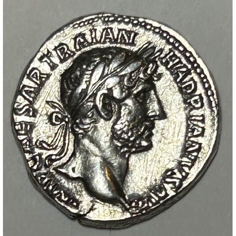 DENARIO ADRIANO