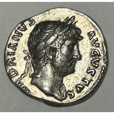 DENARIO ADRIANO