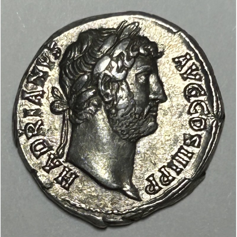 DENARIO ADRIANO