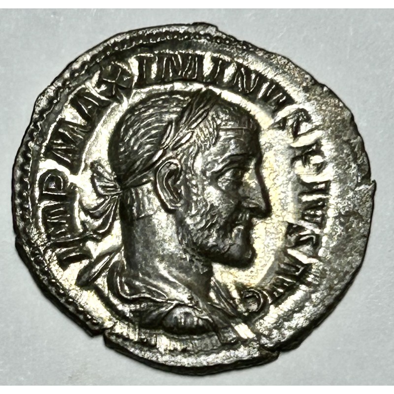DENARIO MAXIMINO I