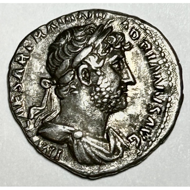 DENARIO ADRIANO