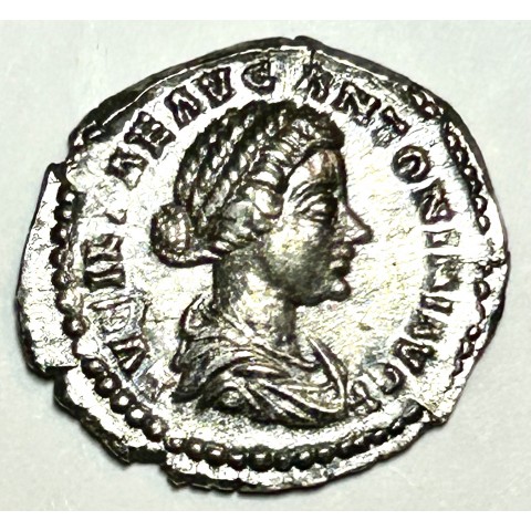 DENARIO LUCILA