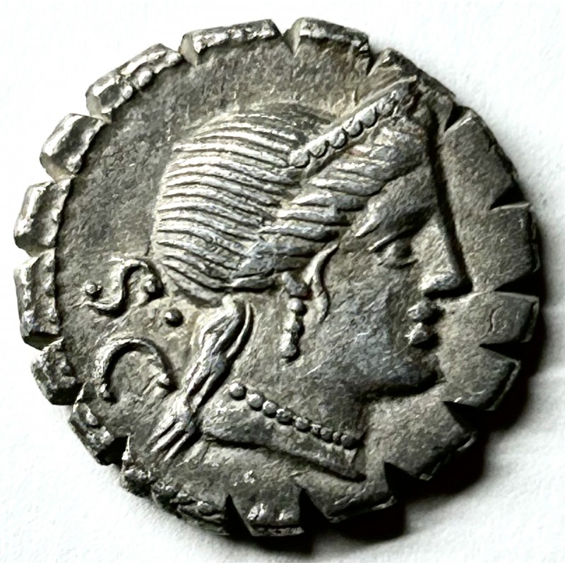 DENARIO R.P. NAEVIA